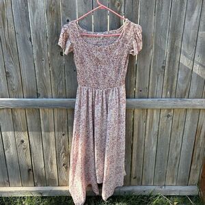 Hayden dress short sleeve floral size small